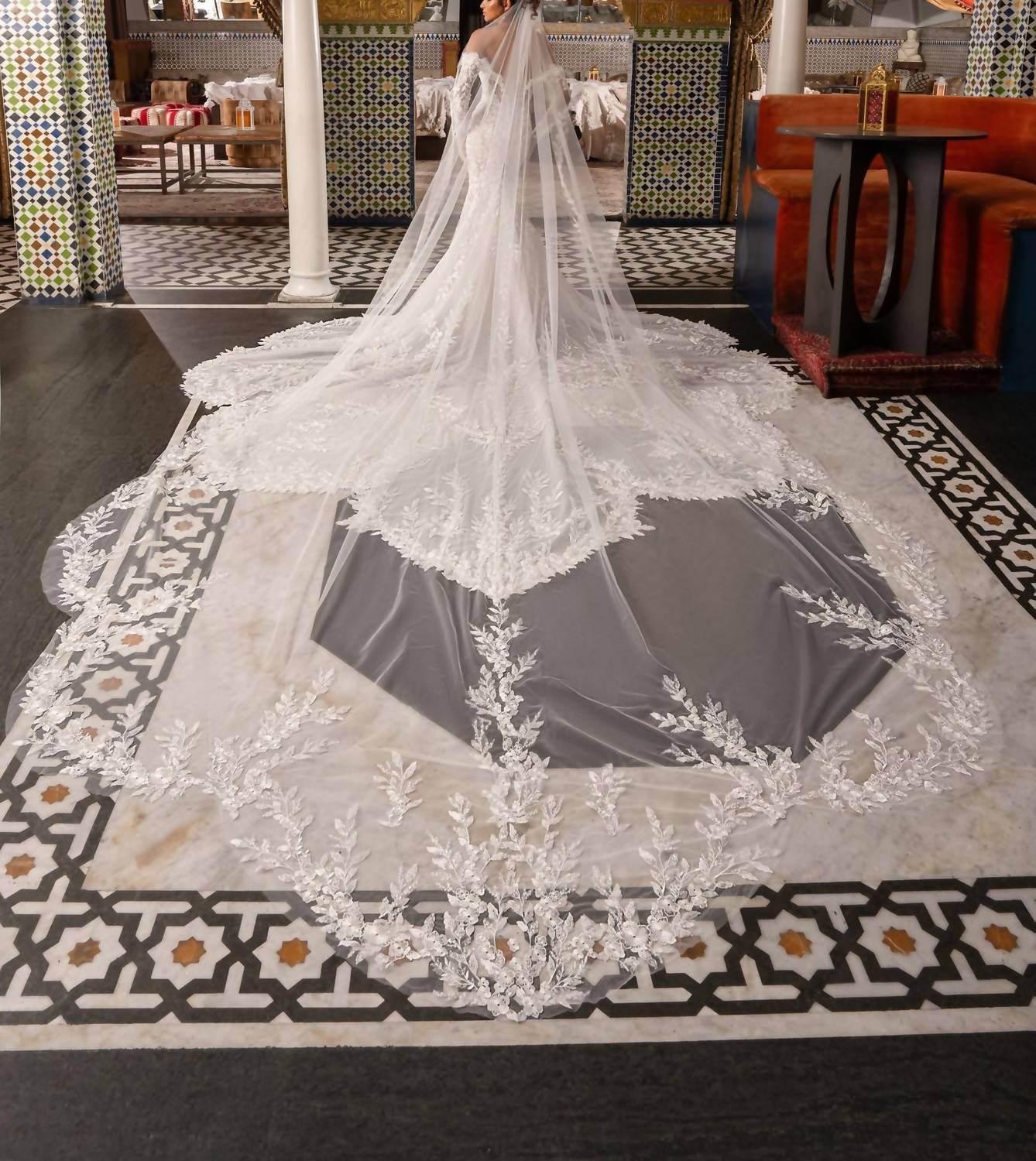 Ada Train Wedding Dress