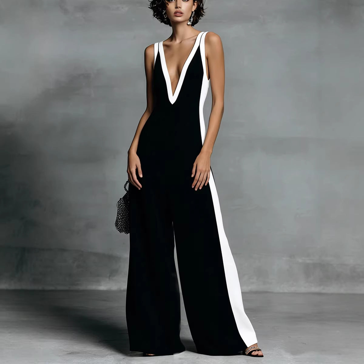 Women's Sleeveless V-Neck Contrast Color Wide-Leg Jumpsuit