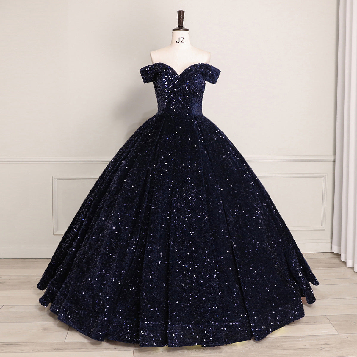 Bridal Wedding Dress Women's Sequined Ball Show Dress See SIZE chart for more details