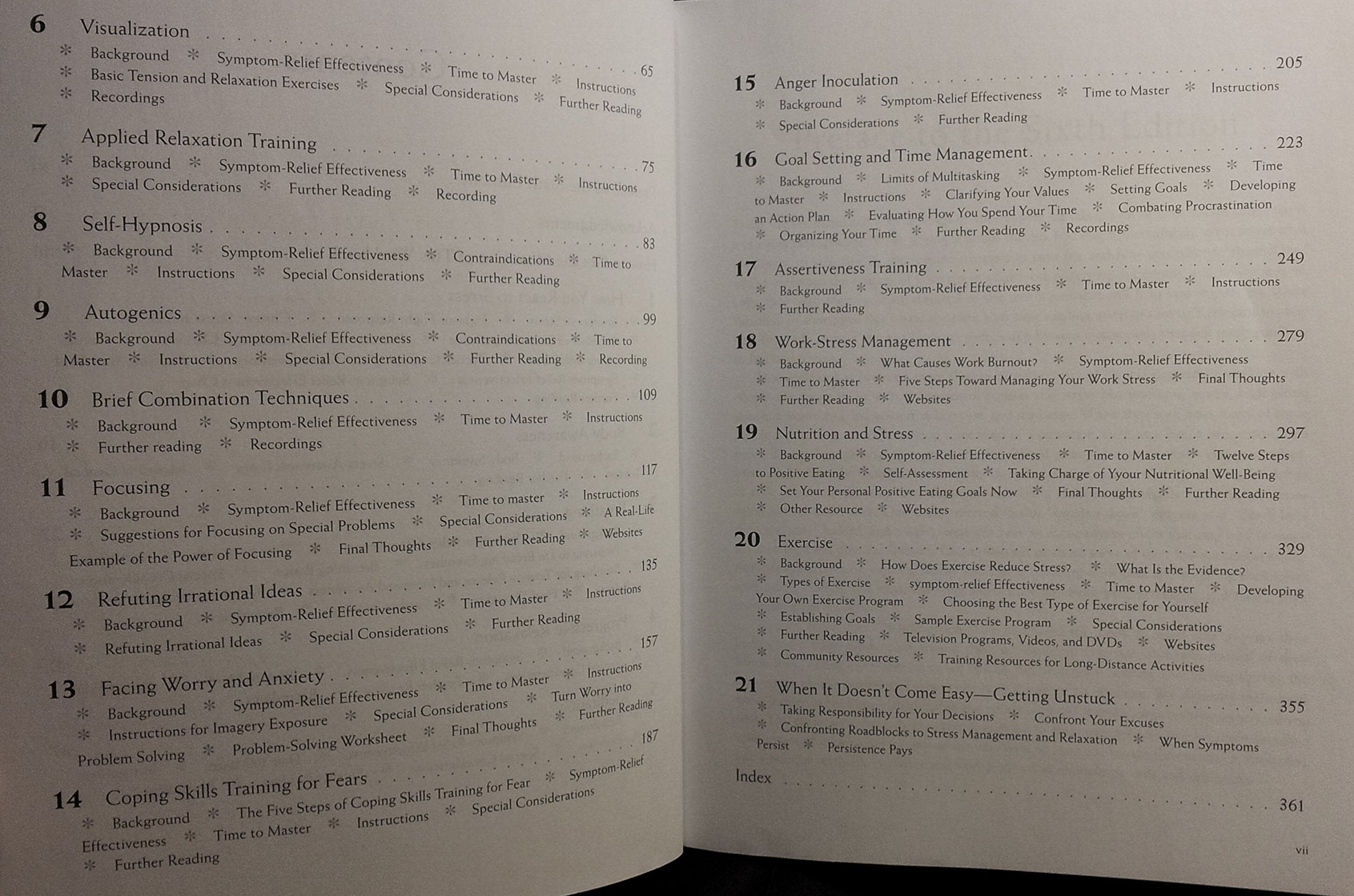 The Relaxation and Stress Reduction Workbook (A New Harbinge