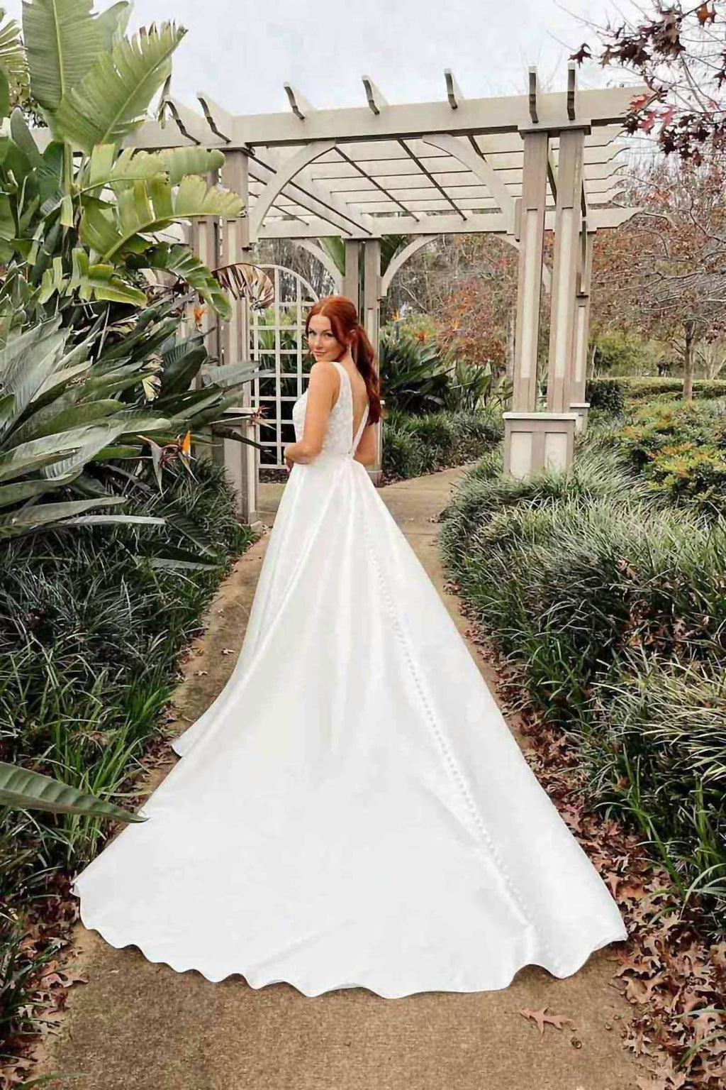Elegant A-line Wedding Dress